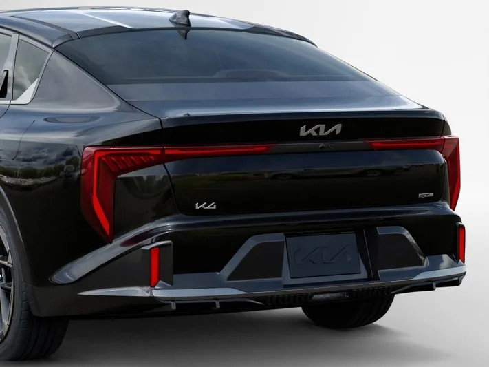 2026 Kia K4 - view 13