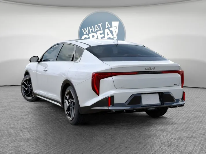 2026 Kia K4 - view 4