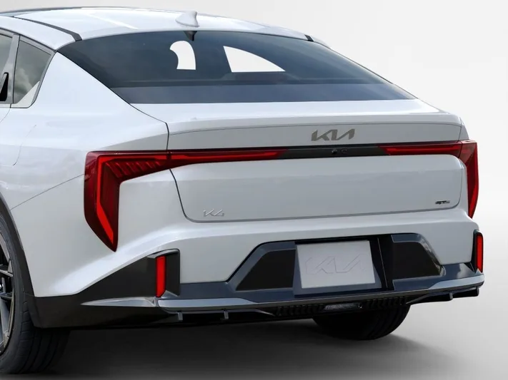 2026 Kia K4 - view 13