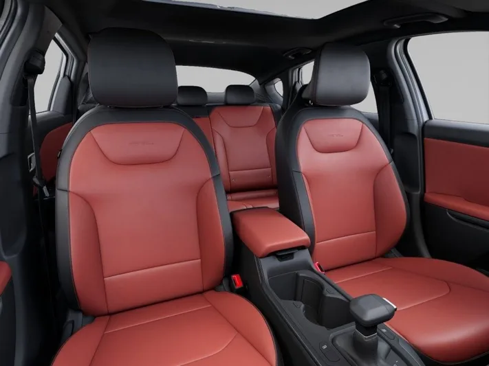 2025 Kia K4 - view 15