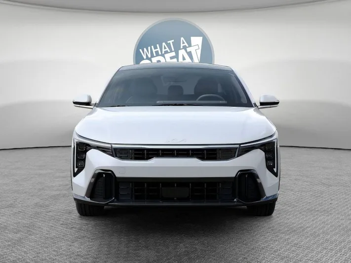 2025 Kia K4 - view 2
