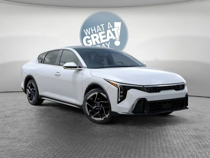 2025 Kia K4 - view 8