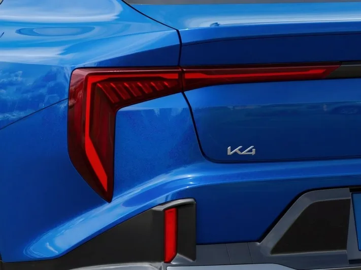 2026 Kia K4 - view 11