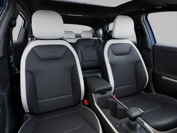 2026 Kia K4 - view 15