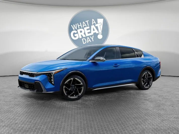 2026 Kia K4 - view 3