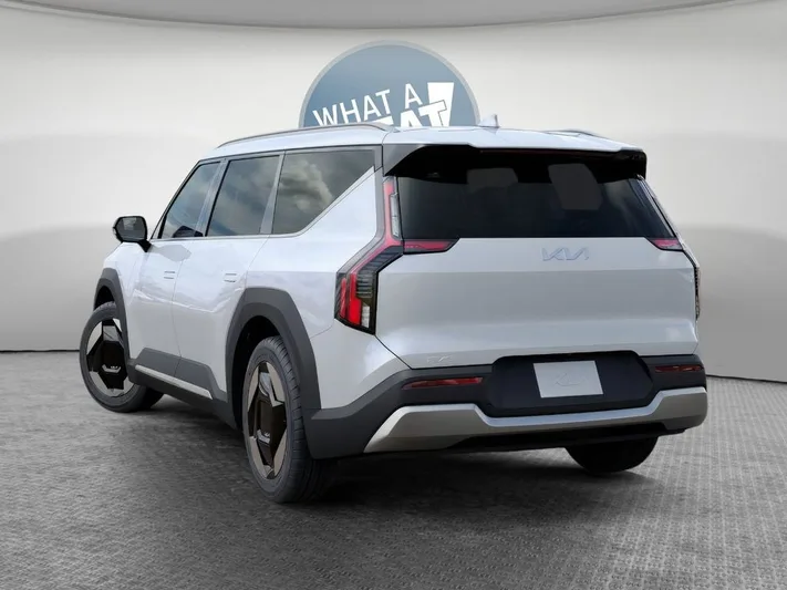 2026 Kia EV9 - view 4