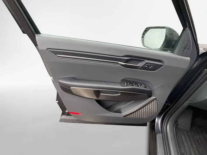 2025 Kia EV9 - view 14