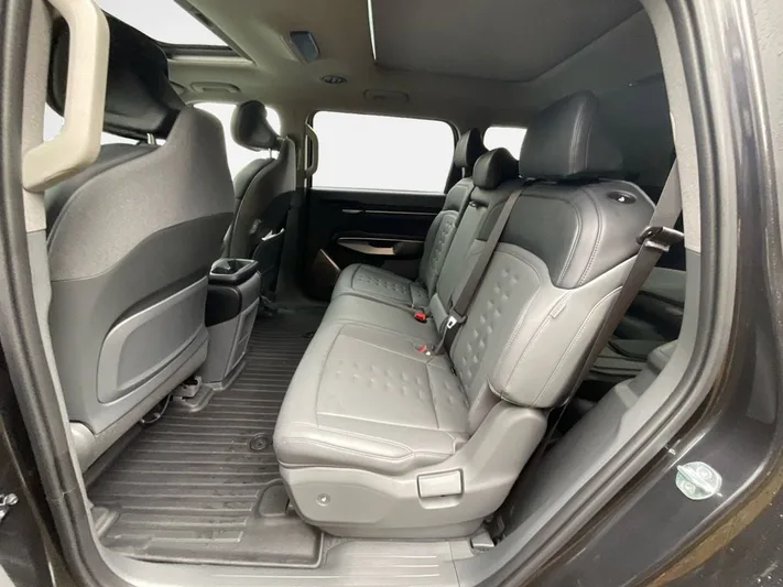 2025 Kia EV9 - view 24