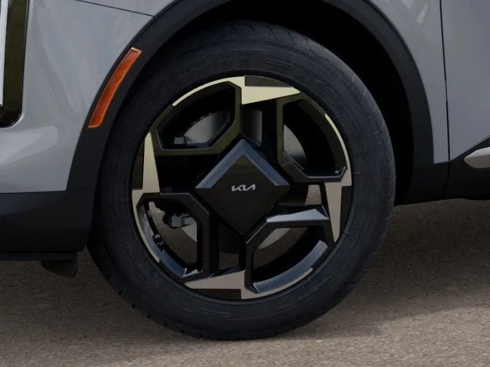 2026 Kia Sportage - view 9