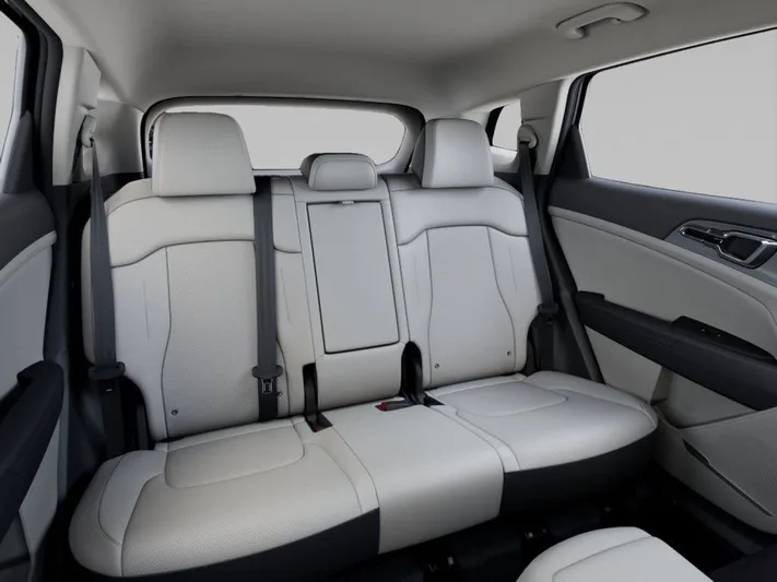 2026 Kia Sportage - view 16