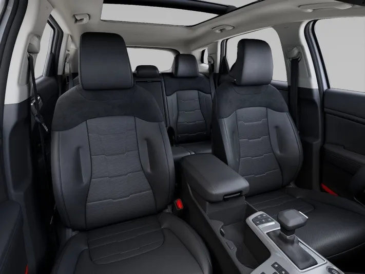 2026 Kia Sportage - view 15
