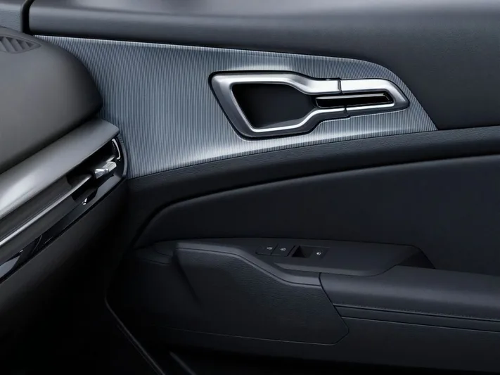2026 Kia Sportage - view 25