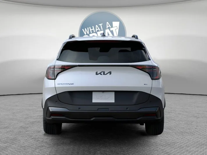 2026 Kia Sportage - view 13