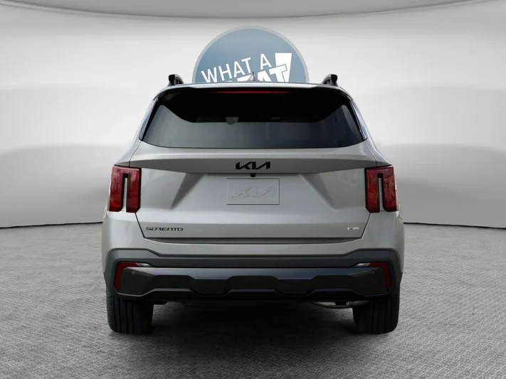 2026 Kia Sorento - view 12