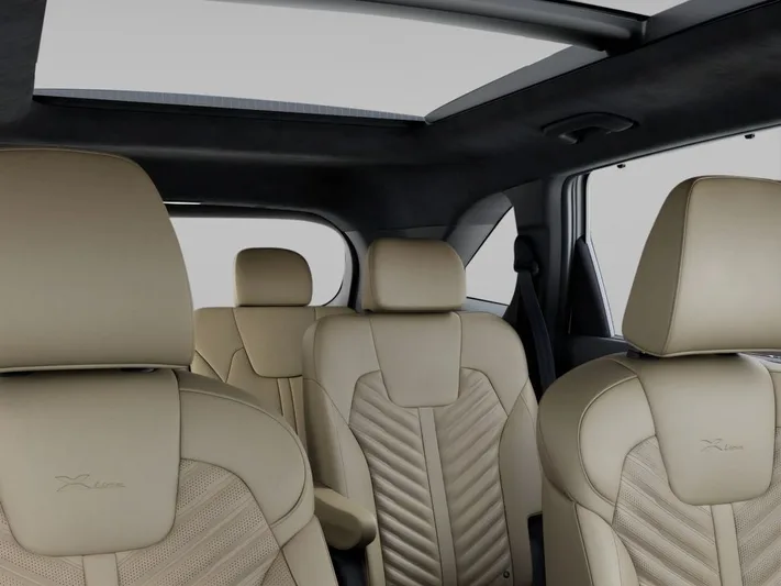 2026 Kia Sorento - view 27