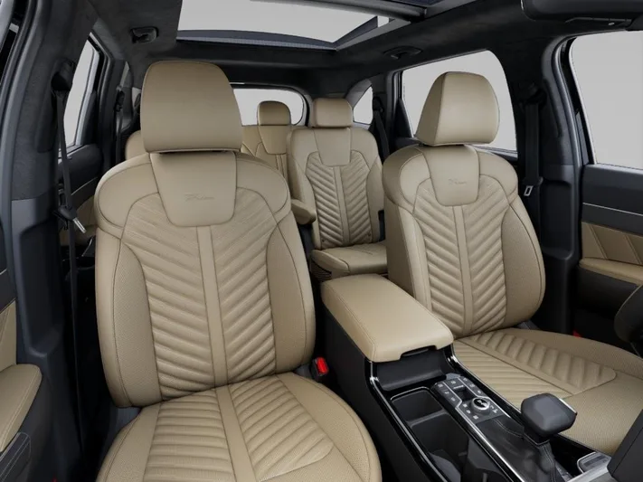 2026 Kia Sorento - view 15