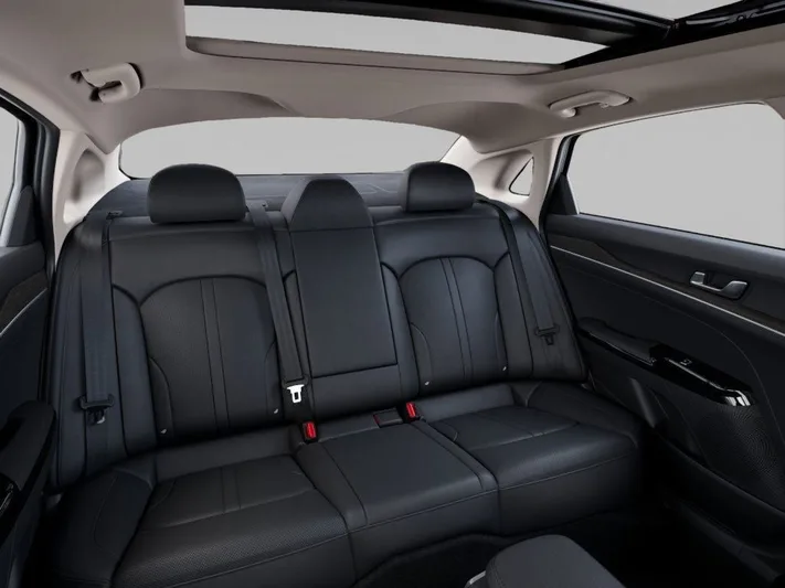 2025 Kia K5 - view 16