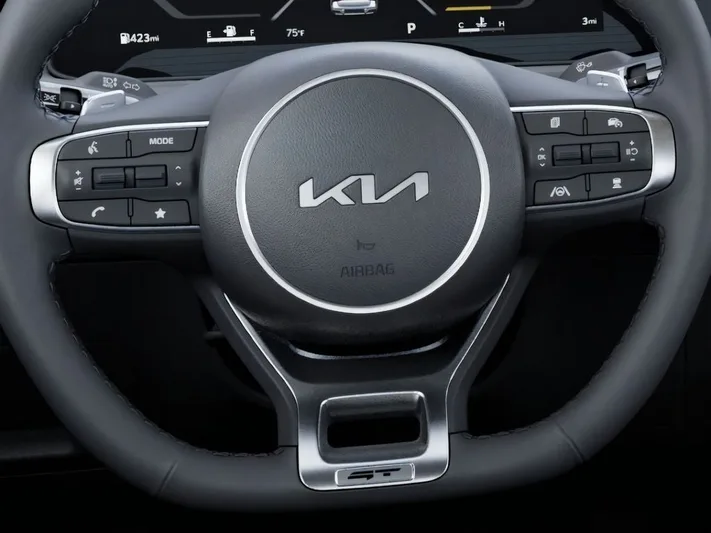 2026 Kia K5 - view 22