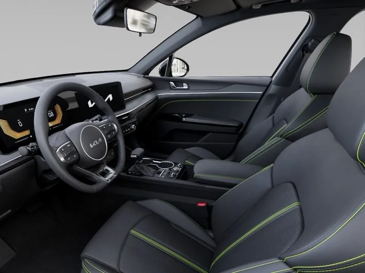 2026 Kia K5 - view 17