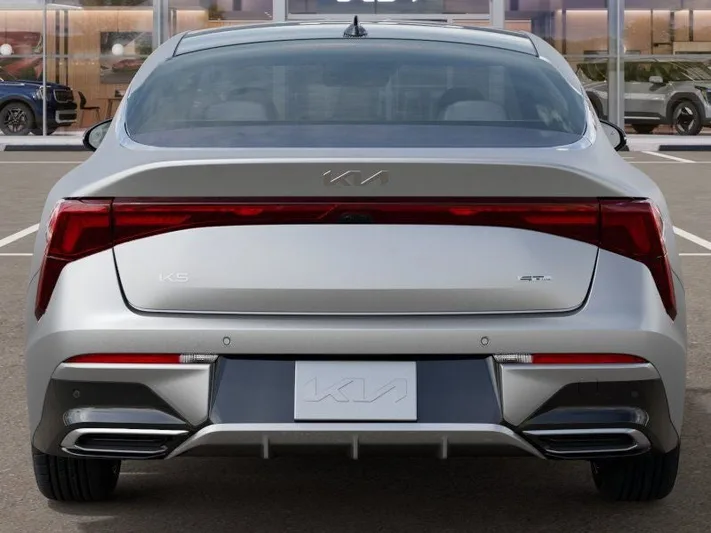 2025 Kia K5 - view 13