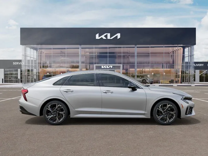 2025 Kia K5 - view 7
