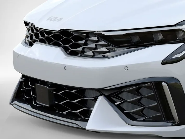 2026 Kia K5 - view 12
