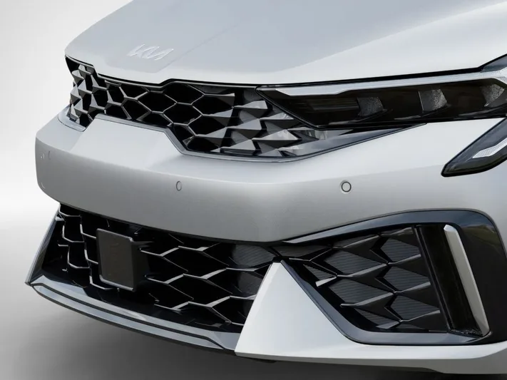 2026 Kia K5 - view 12