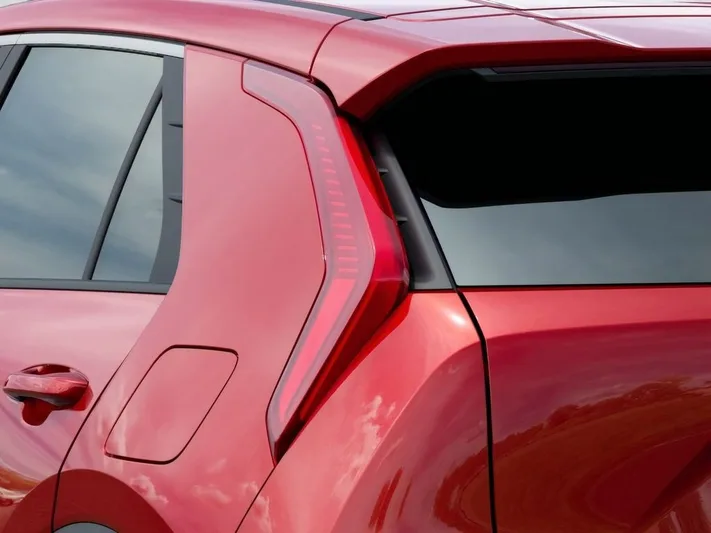 2026 Kia Niro - view 11