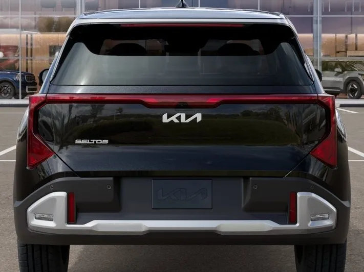 2027 Kia Seltos - view 13