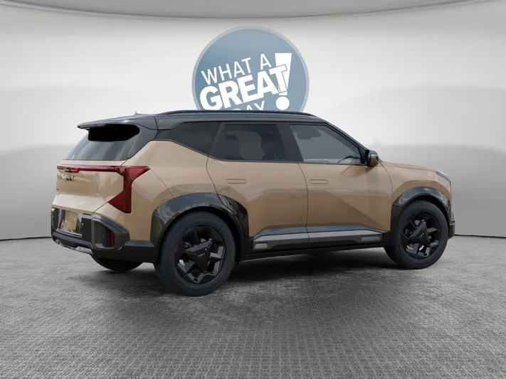 2027 Kia Seltos - view 6