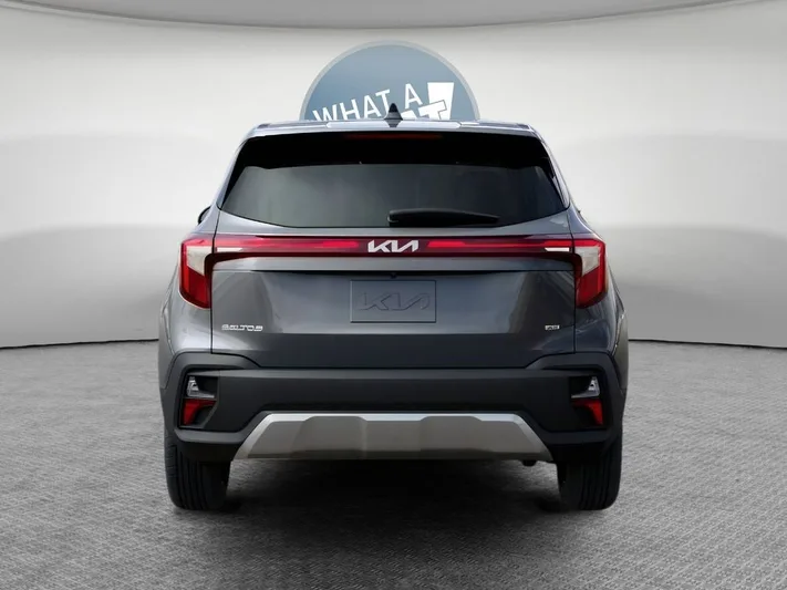 2026 Kia Seltos - view 5