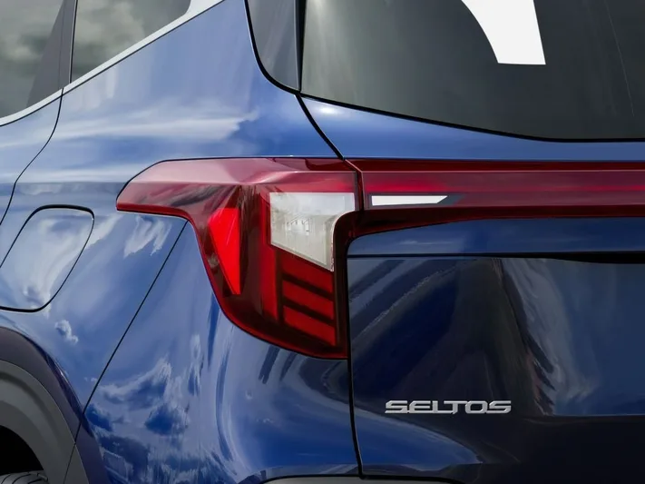 2026 Kia Seltos - view 11