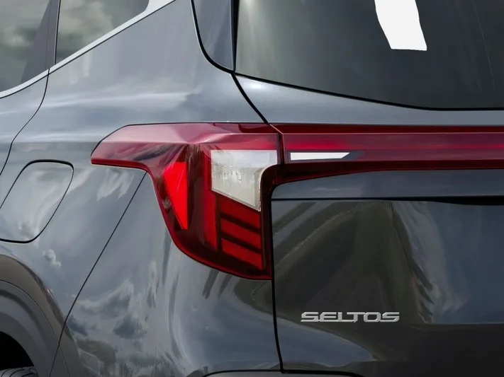 2026 Kia Seltos - view 11