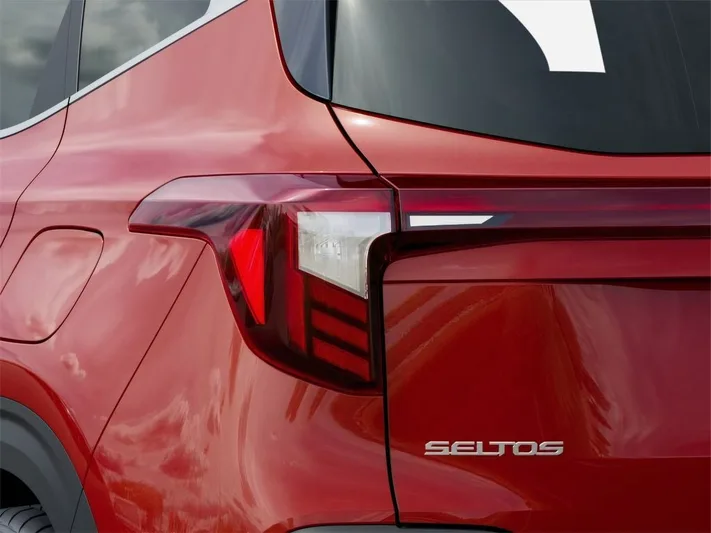 2026 Kia Seltos - view 11