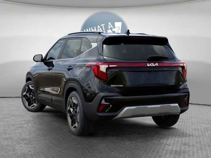 2026 Kia Seltos - view 4