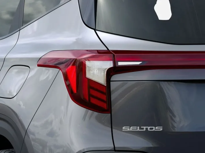 2026 Kia Seltos - view 11