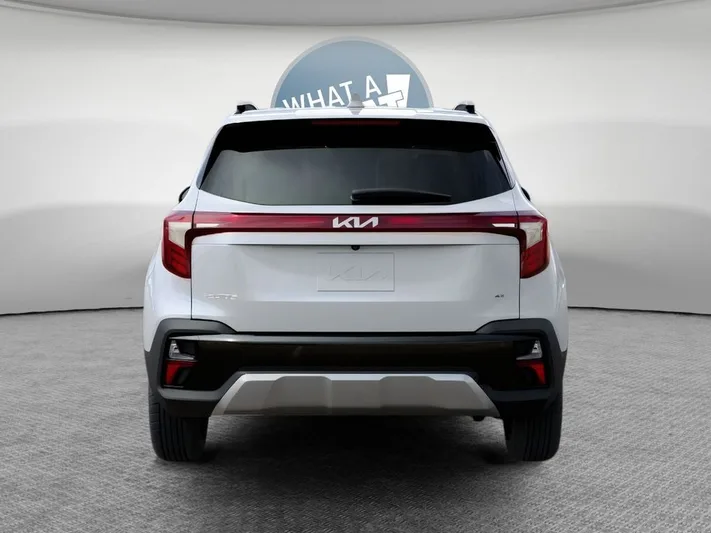 2026 Kia Seltos - view 5