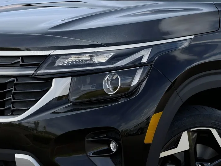 2026 Kia Seltos - view 10