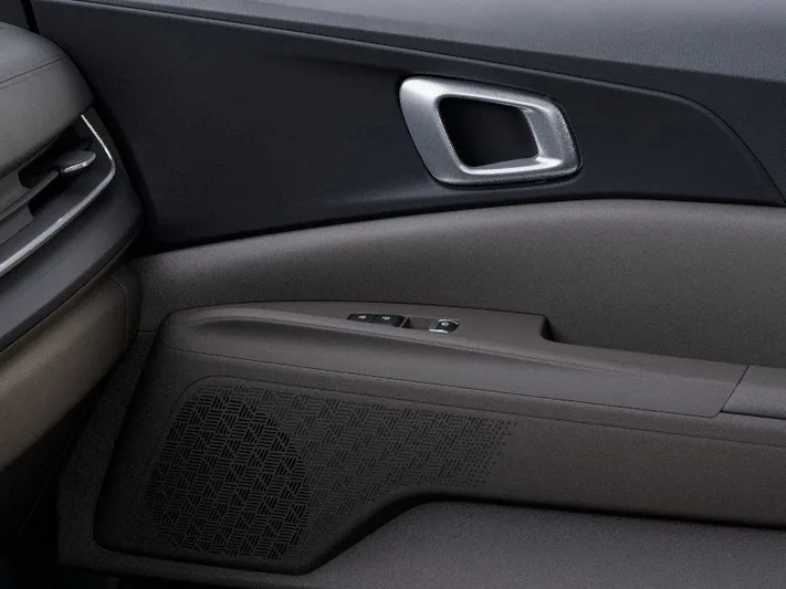 2025 Kia Carnival - view 25