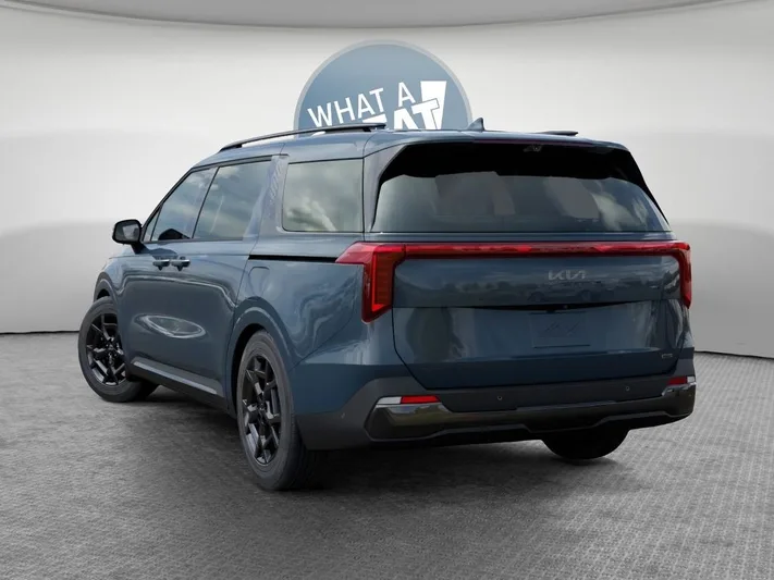 2026 Kia Carnival - view 4