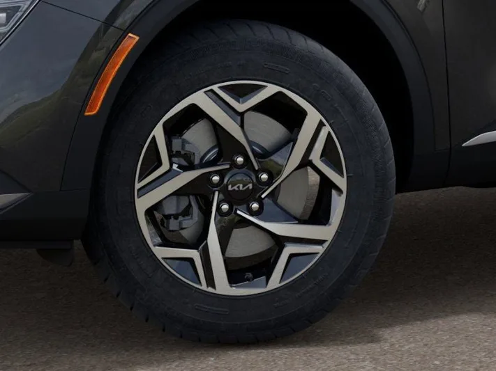 2025 Kia Sportage - view 9