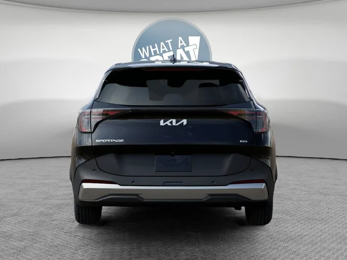 2026 Kia Sportage - view 13