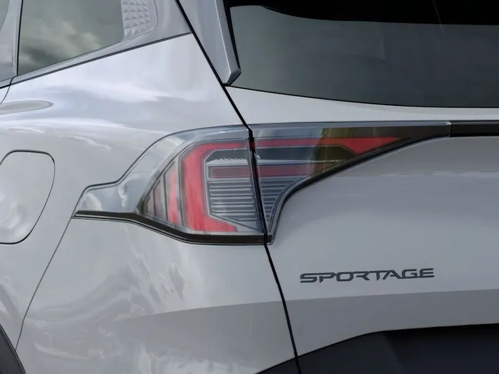 2026 Kia Sportage - view 11
