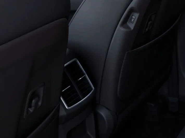 2026 Kia Sportage - view 26