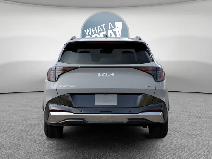 2026 Kia Sportage - view 13