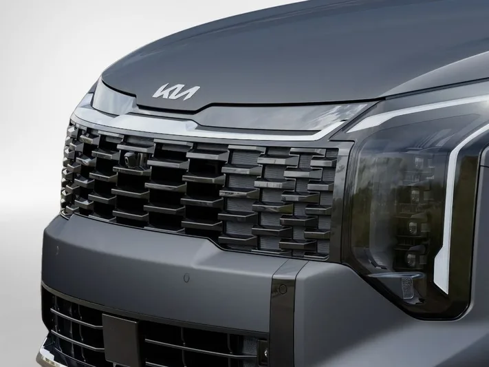 2026 Kia Sportage - view 12