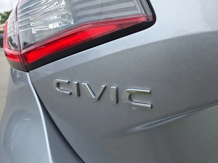 2024 Honda Civic - view 5