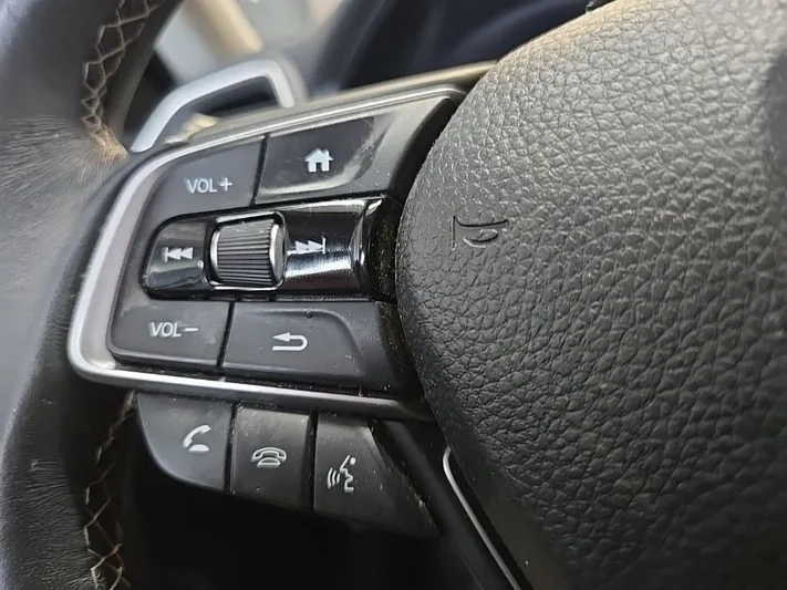 2019 Honda Insight - view 10