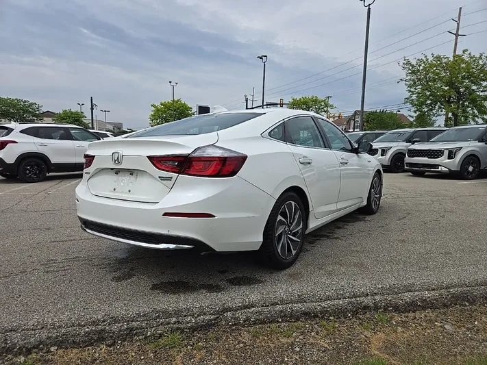 2019 Honda Insight - view 3
