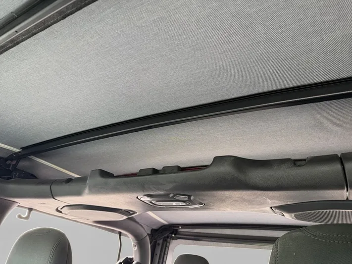 2021 Jeep Wrangler - view 23